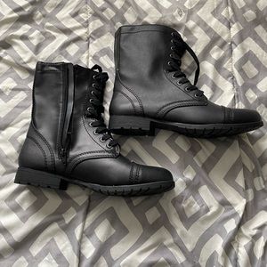 Time & Tru Faux Leather Boots Size 9 Black
